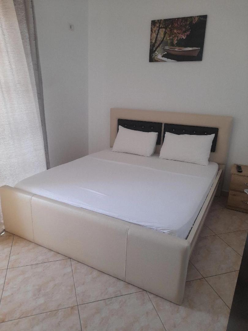 Guesthouse Noan&Yliona Ksamil Ngoại thất bức ảnh