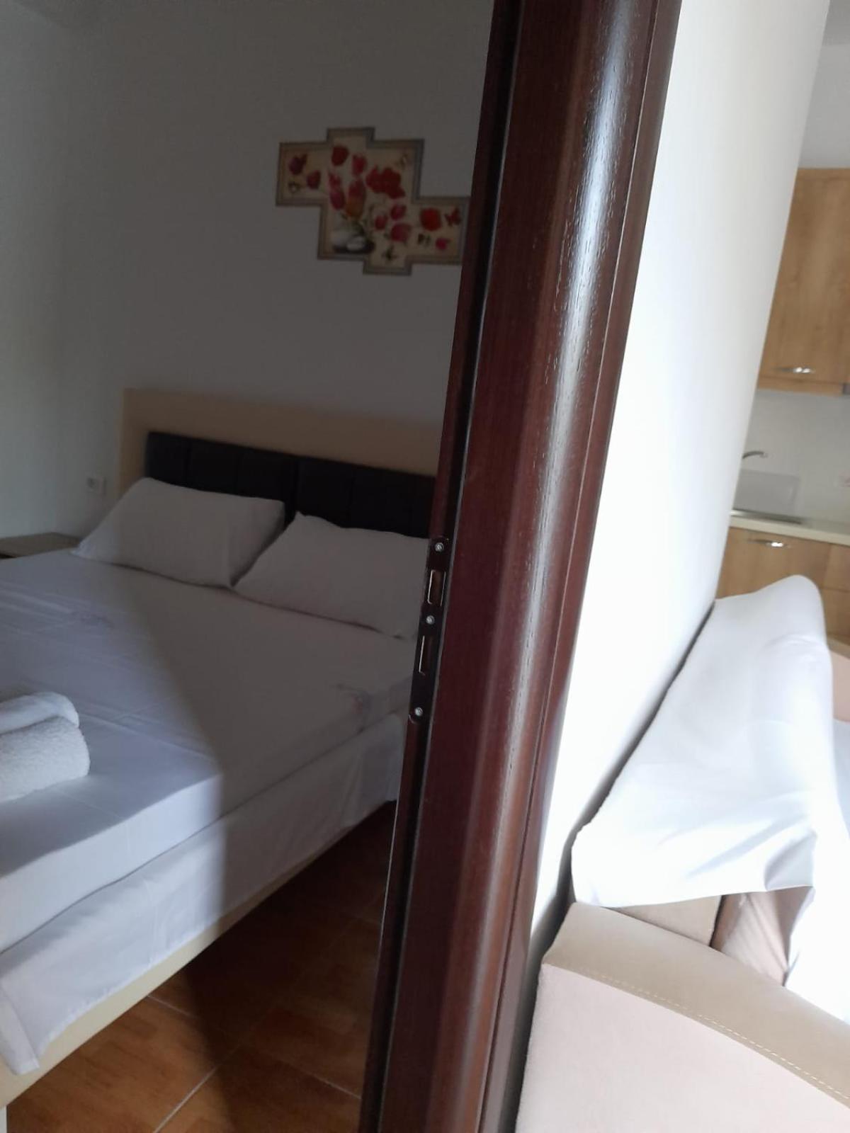 Guesthouse Noan&Yliona Ksamil Phòng bức ảnh